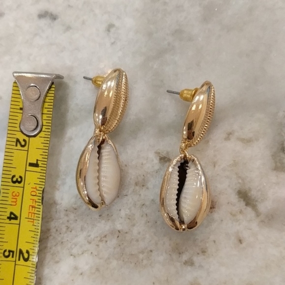 18K Gold Plated Sea Cowrie Shell Drop Earrings - Picture 3 of 7